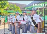 Kepala SMAN 1 Panji Tekankan Disiplin Lalu Lintas dan Literasi Digital dalam Upacara Bendera