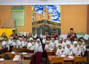Hari Arafah, PASABBER Sat Samapta Polres Situbondo Tebar Kepedulian untuk Siswa SD Nurul Anshor