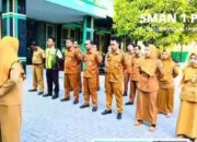 Kepala SMAN 1 Panji Pimpin Apel TAS, Tegaskan Disiplin dan Profesionalisme