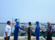 Satpolairud Polres Situbondo Bantu Temukan Kapal Nelayan yang Hilang