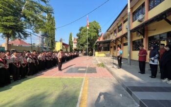 Polisi Jogo Sekolah, Polres Situbondo Edukasi Siswa SMPN 5 tentang Bahaya Bullying