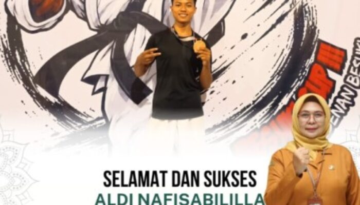 HARUMKAN NAMA SITUBONDO! Aldi Nafisabililla Sabet Emas, Lajmulmun’im Raih Perak di Kejuaraan Karate Besuki Cup III 